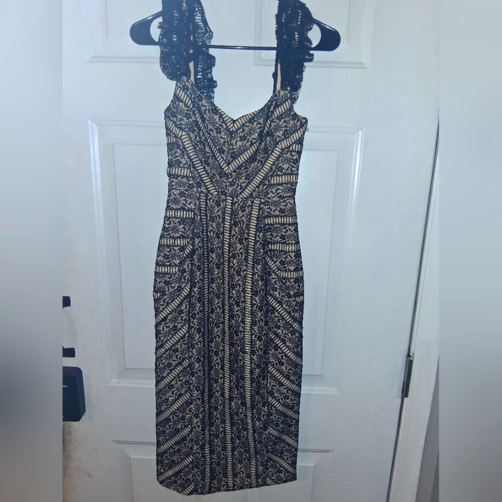 $590 Beautiful  Rebecca Vallance Lou Lou Bodycon Dress Sz 1 NWOT